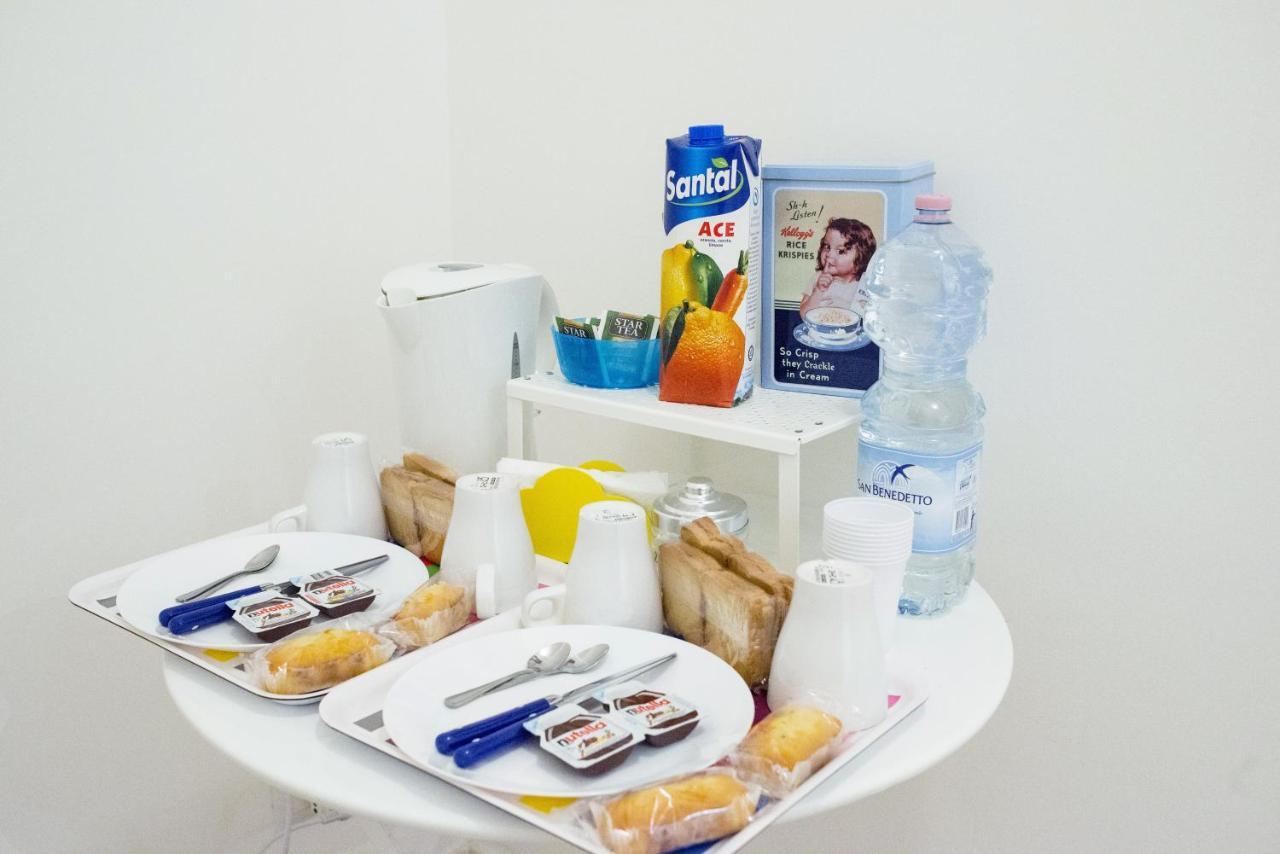 Cm Piramide Bed and breakfast *