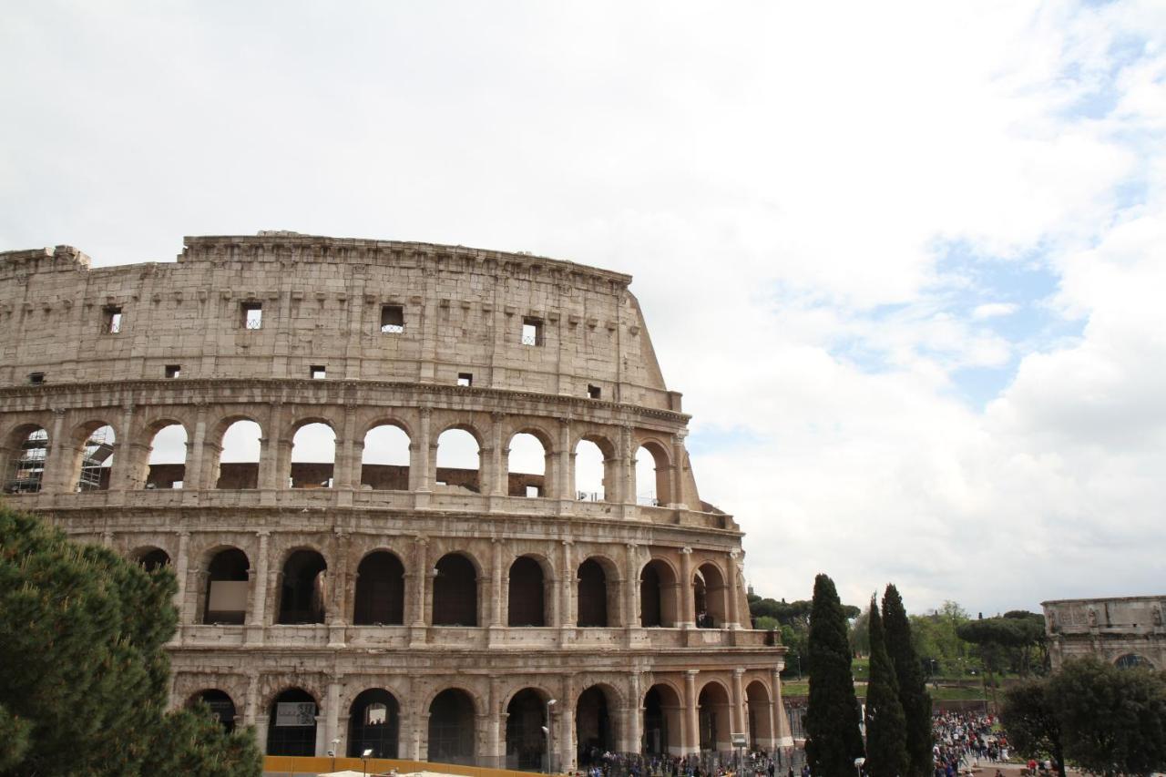 Colosseo Smart Flat Apartment