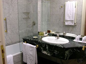 Hotel Del Senato 3*