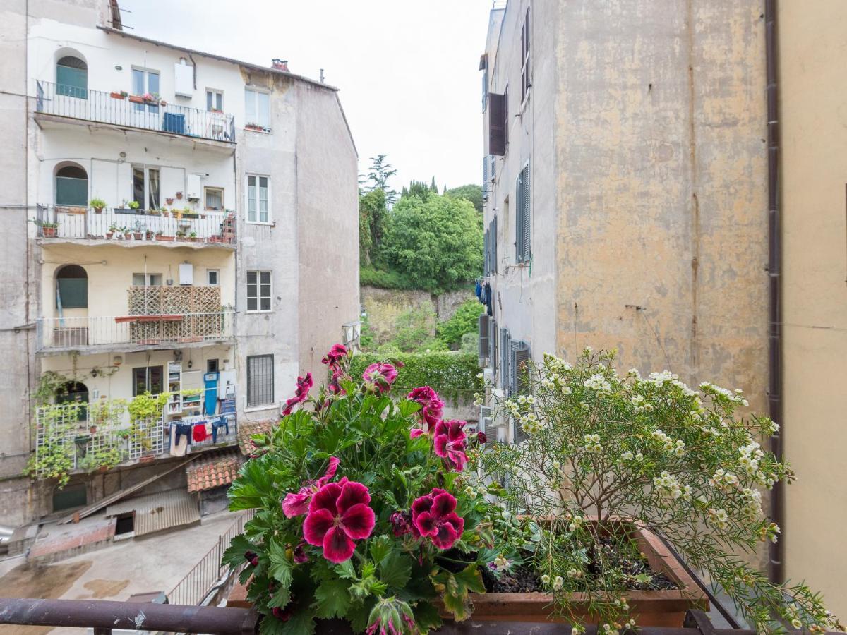 Colosseo Apartment *