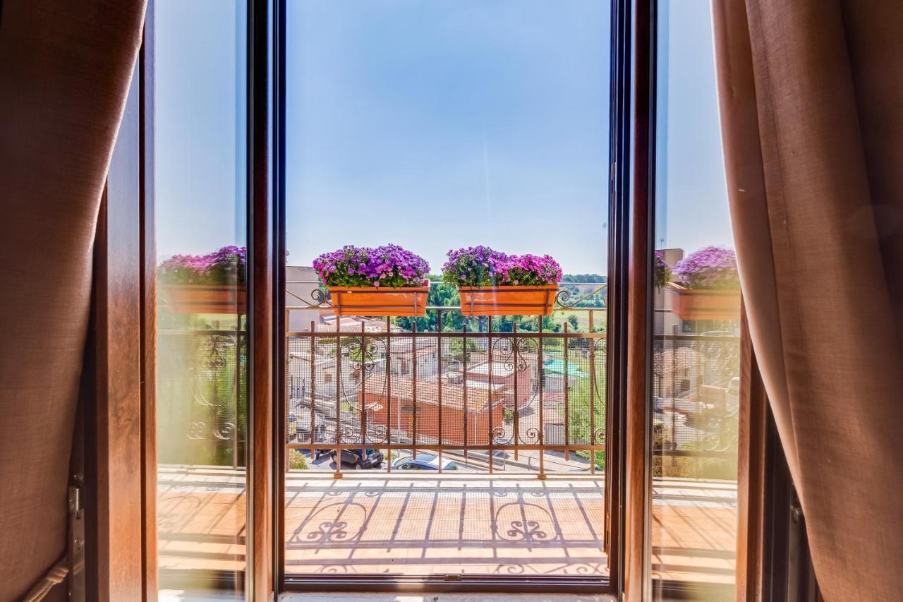 Romoli Hotell 3*