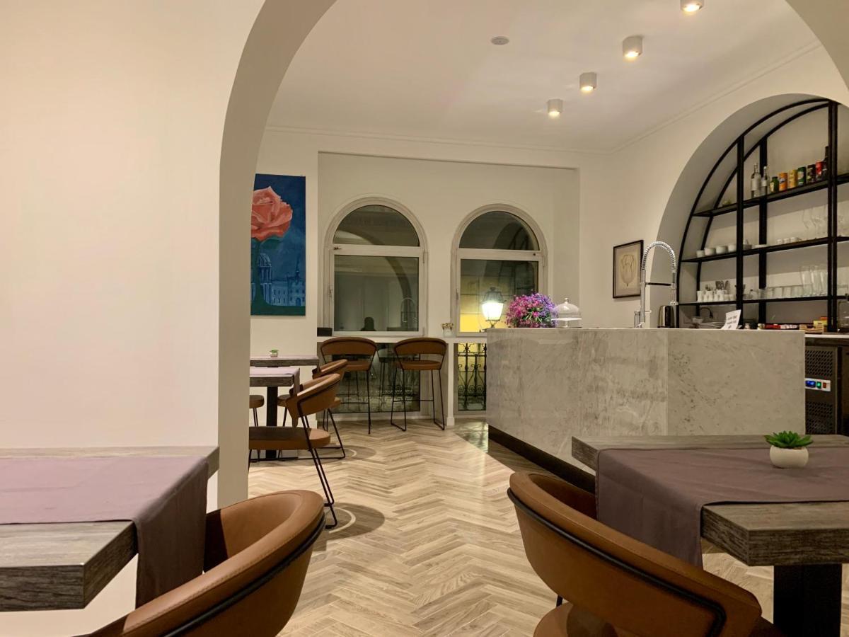 Florea Palace Roma