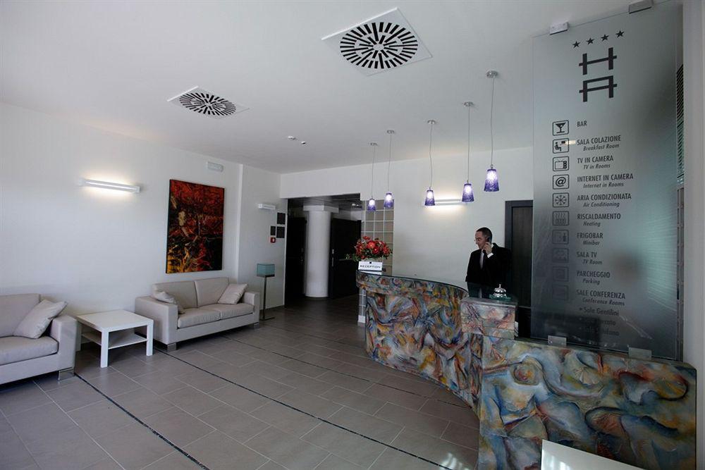 Artis Hotel