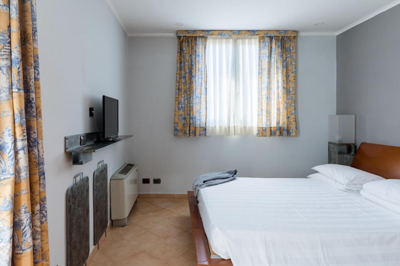 Crosti Apartment