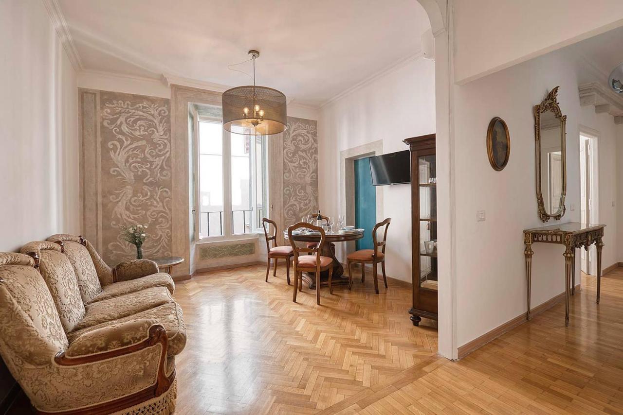 Palazzo Pamphili Lecca Di Guevara Apartment