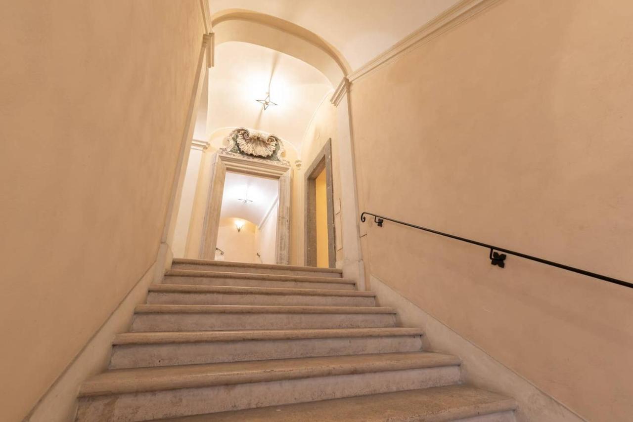 Apartment Palazzo Pamphili Lecca Di Guevara *