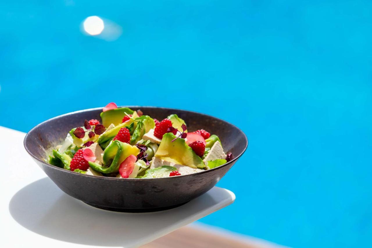 Hotel Radisson Blu Es. Hotel, 5*
