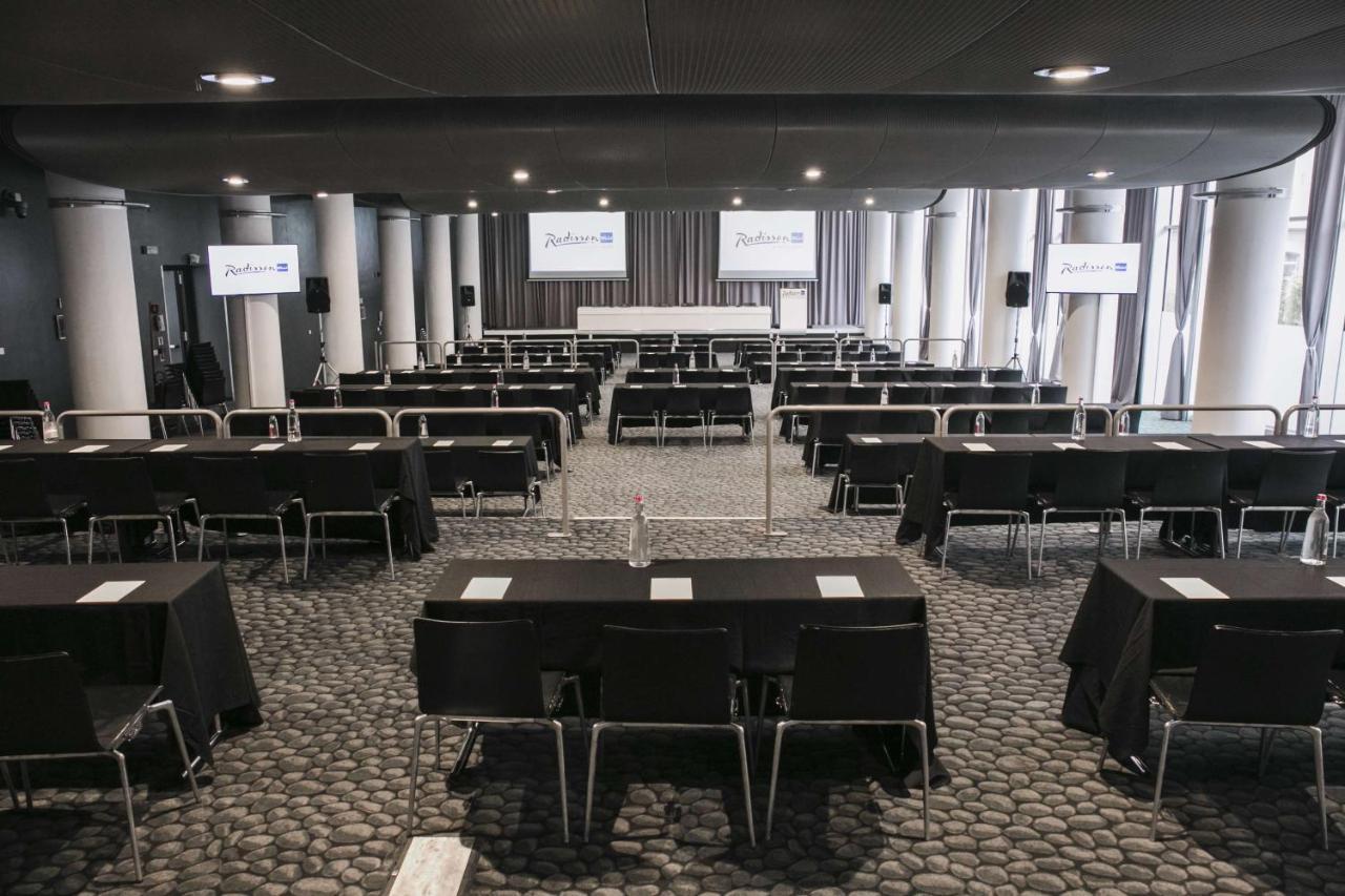 Hotel Radisson Blu Es. Hotel, 5*