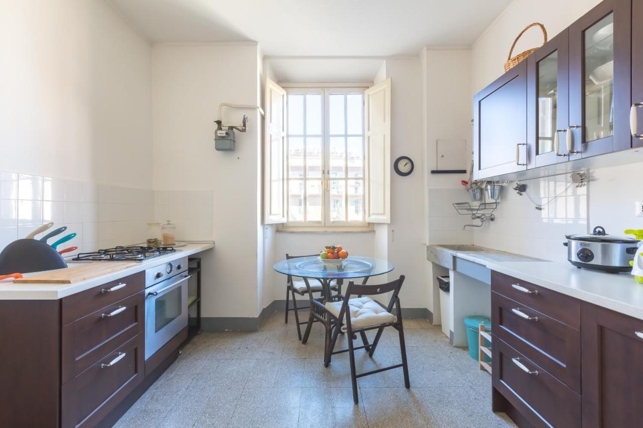 Piazza Mazzini Apartment *