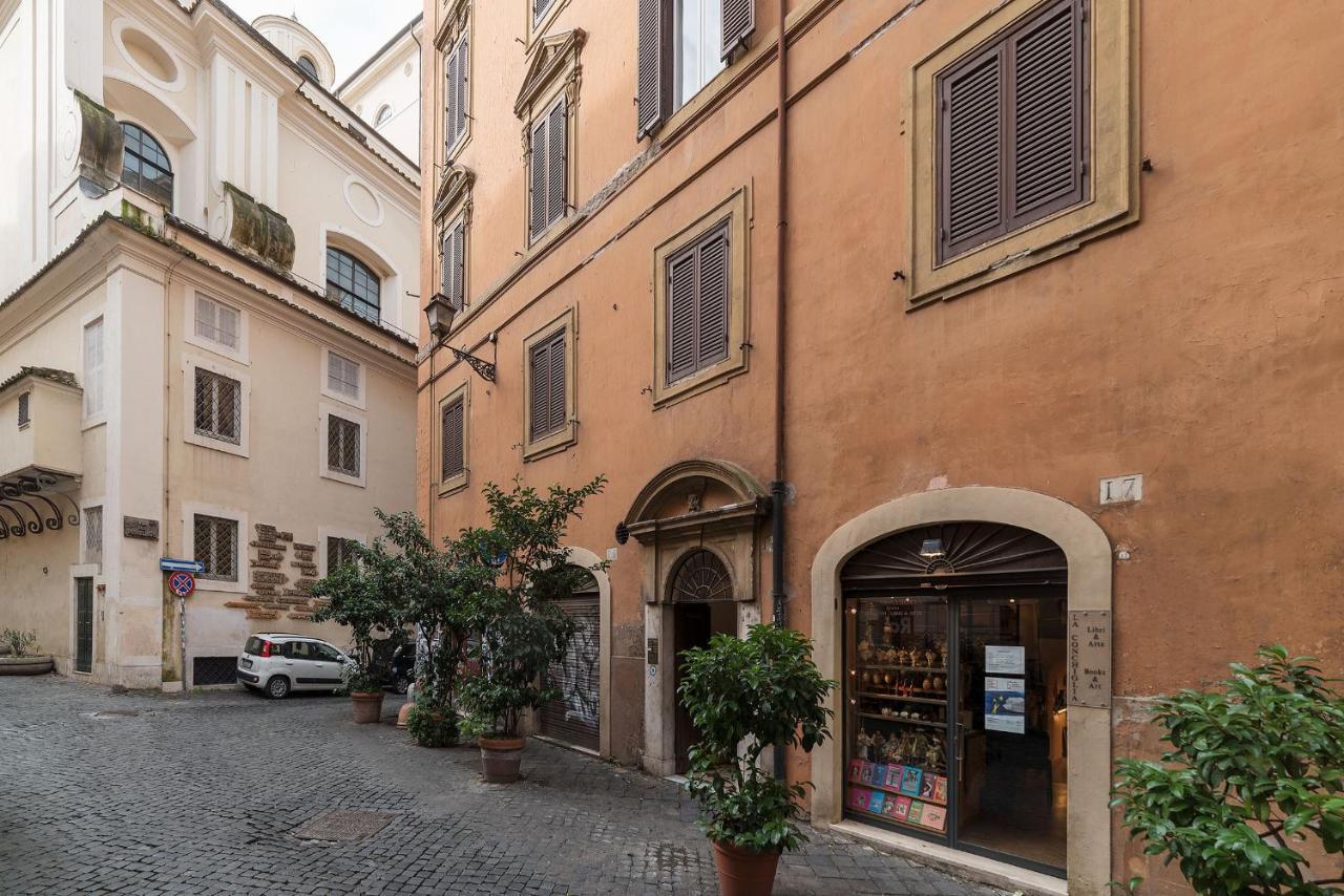 History And Modernity Meet By Fromhometorome * Roma