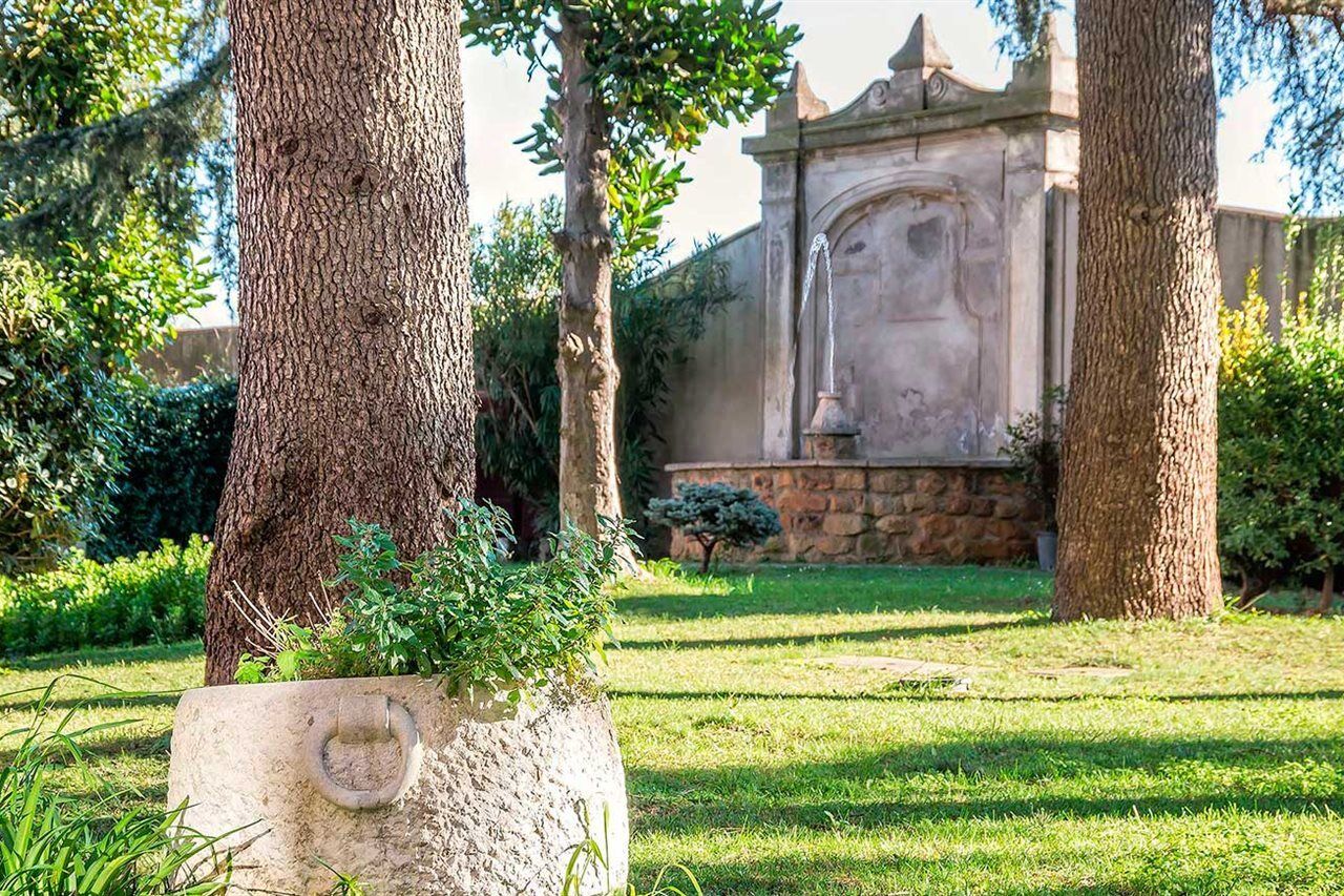 Occidental Aurelia Rome