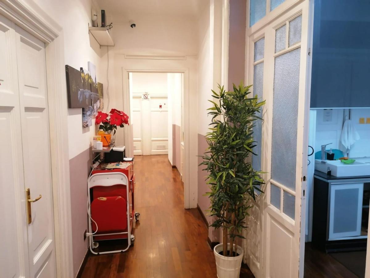 Clarahousemanzoni Affittacamere Roma