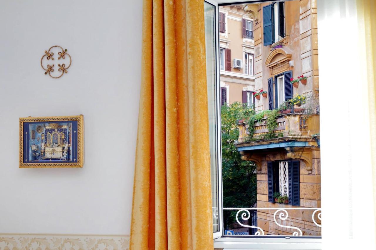 Gemma Domus * Roma
