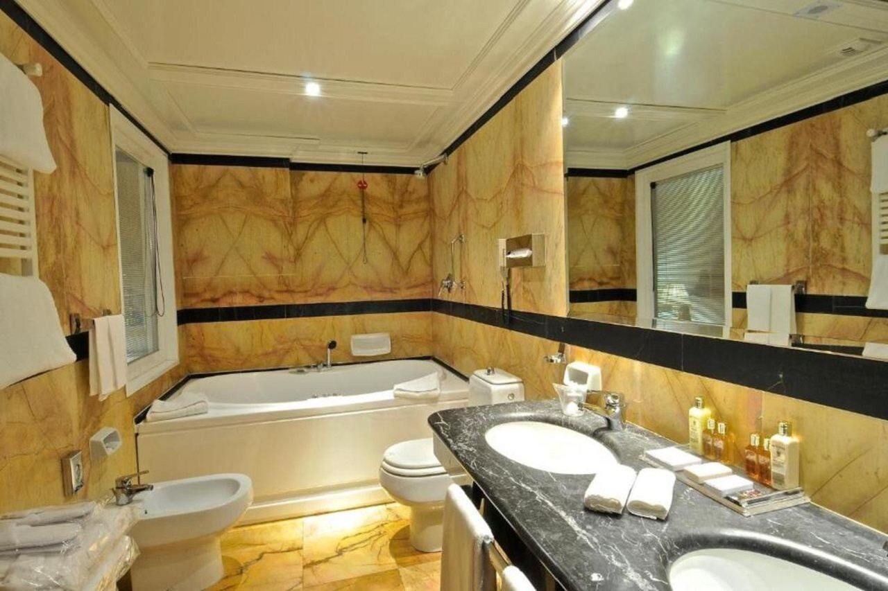 Parco Dei Principi Grand & Hotell