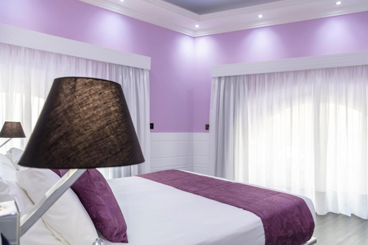 The One Boutique & (adults Only) Hotell 4*