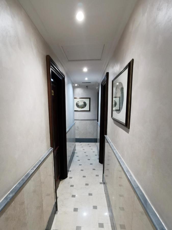 Valentino Palace Hotell 3*