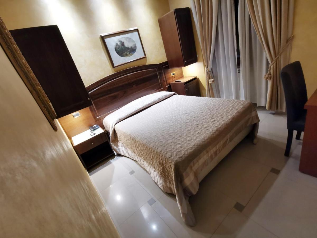 Hotell Valentino Palace 3*