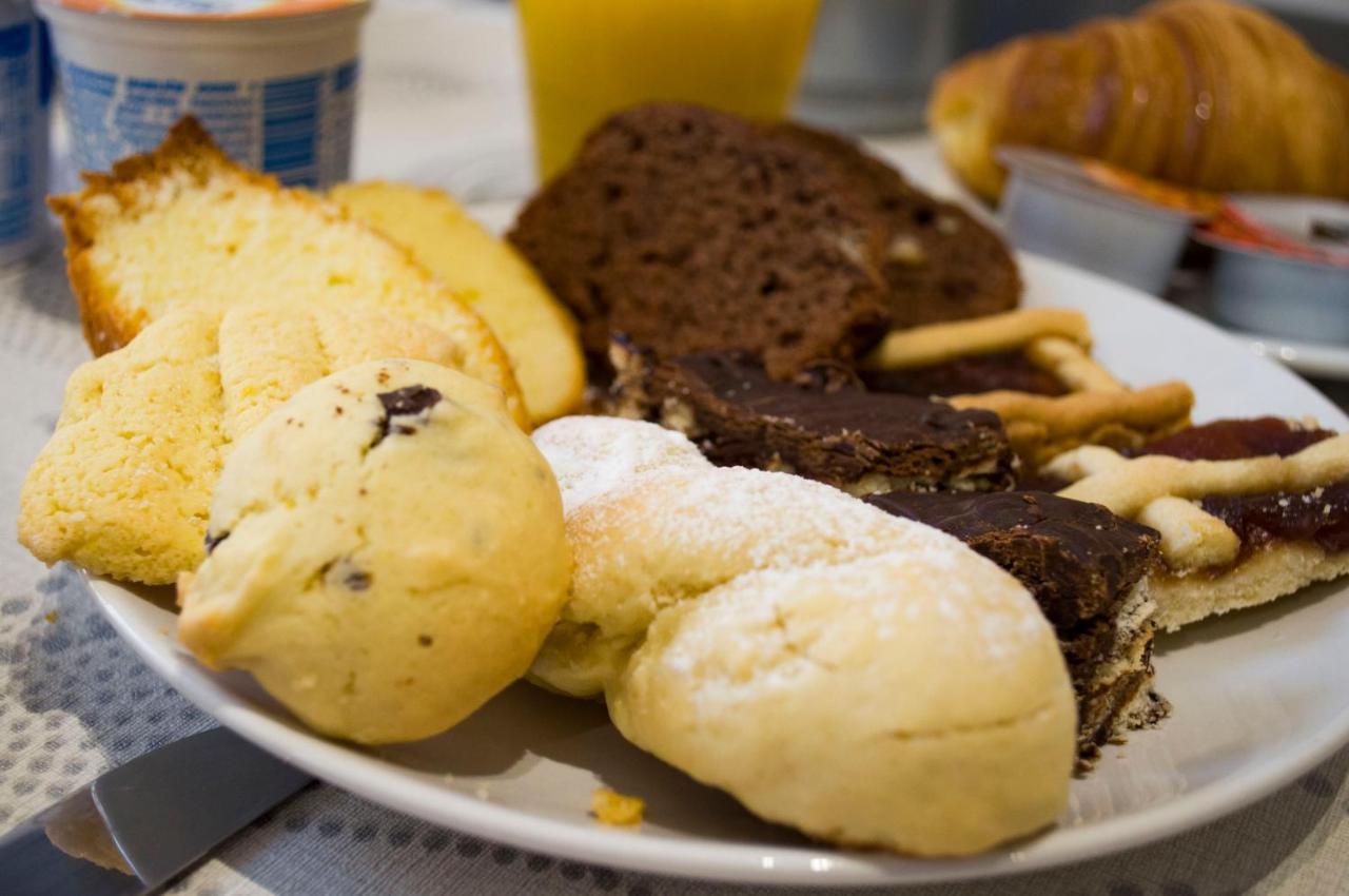 Acomodação com café da manhã  Relais Cola Di Rienzo 3*
