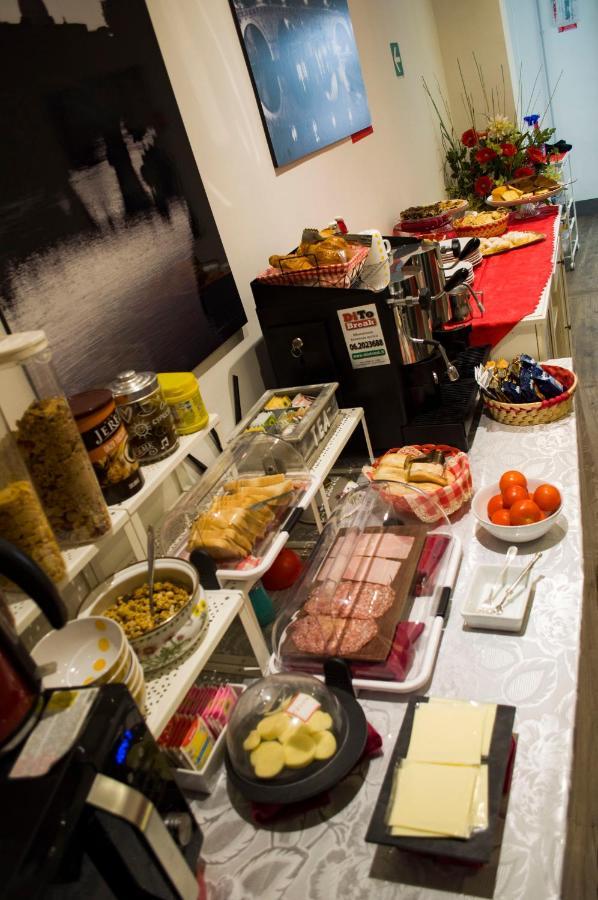 Acomodação com café da manhã  Relais Cola Di Rienzo Roma