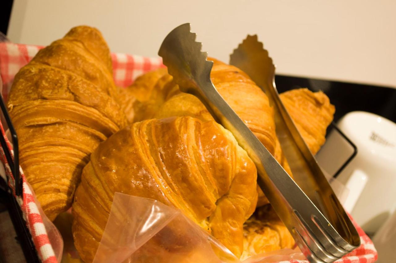 Acomodação com café da manhã  Relais Cola Di Rienzo Roma