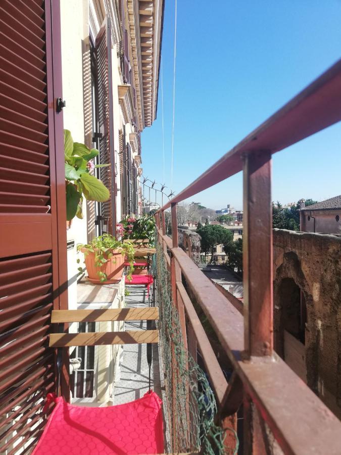Alojamento de Acomodação e Pequeno-almoço Aria Roma
