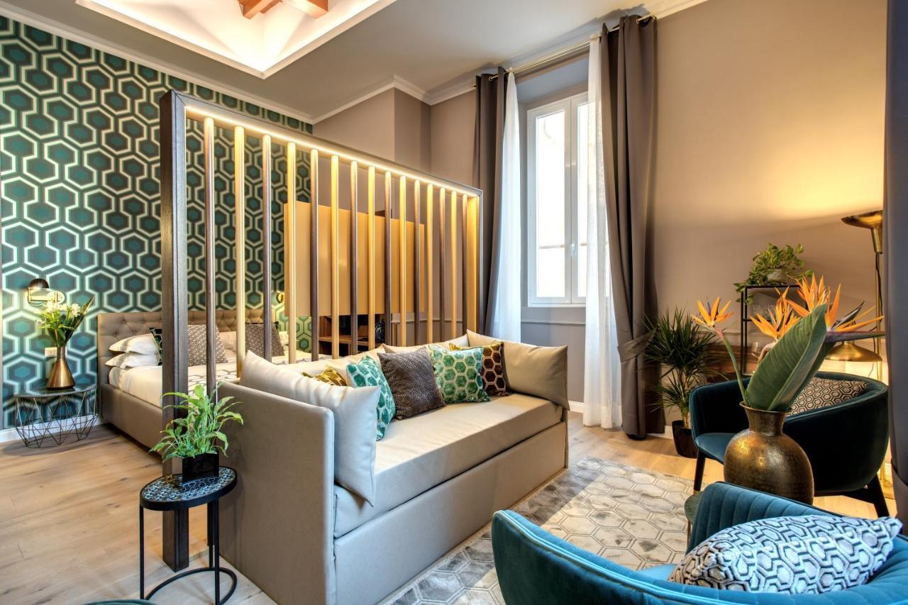 Tree Charme Parliament Boutique