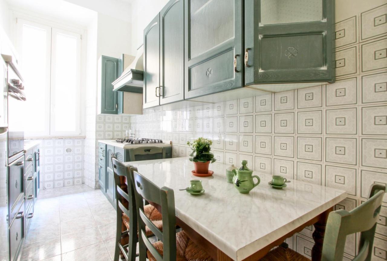 Roman Apartment Apartamento