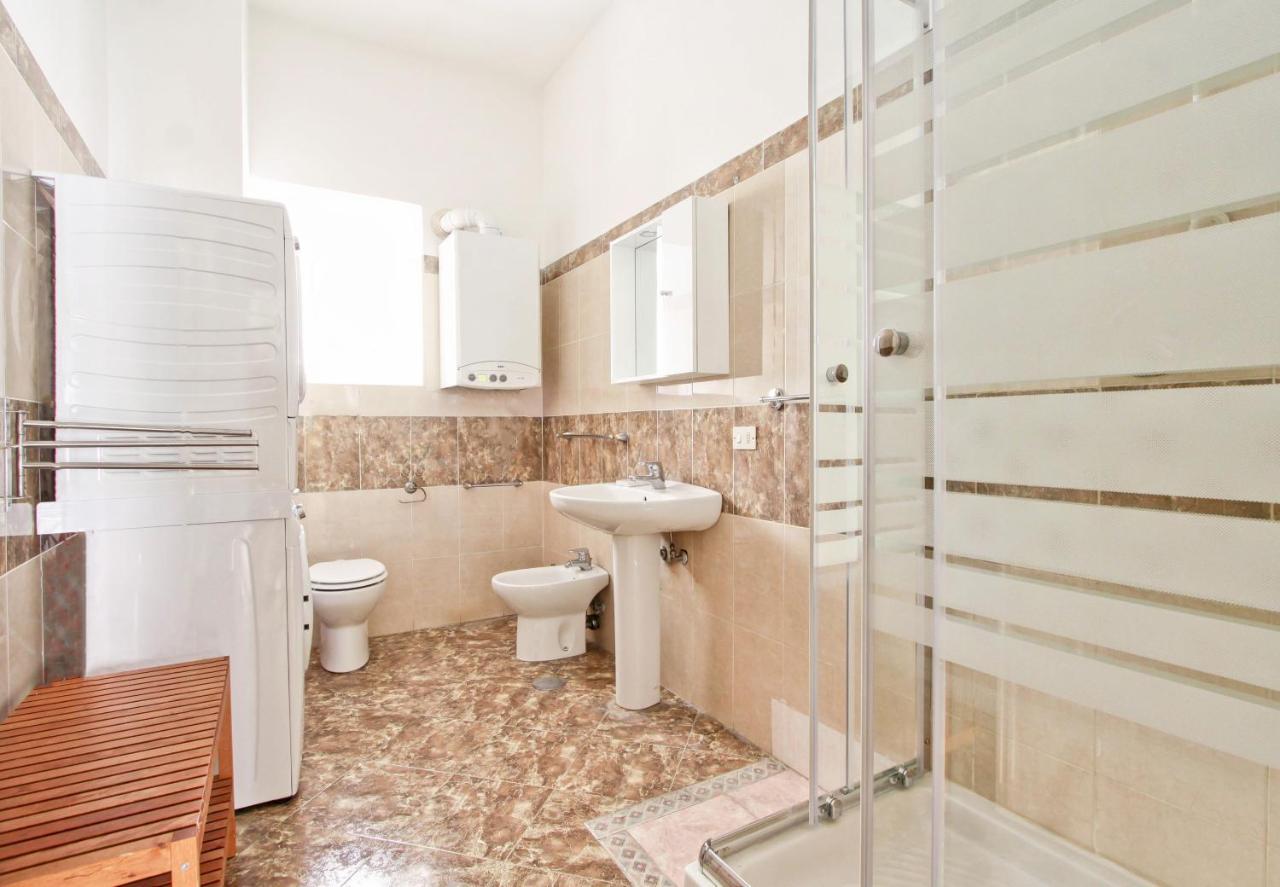 Roman Apartment Apartamento *