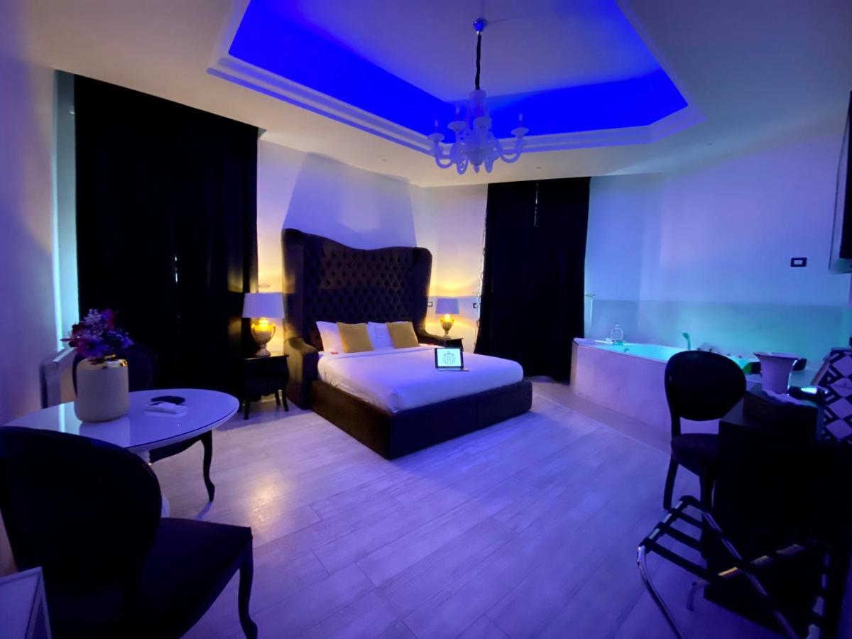 Escape Luxury