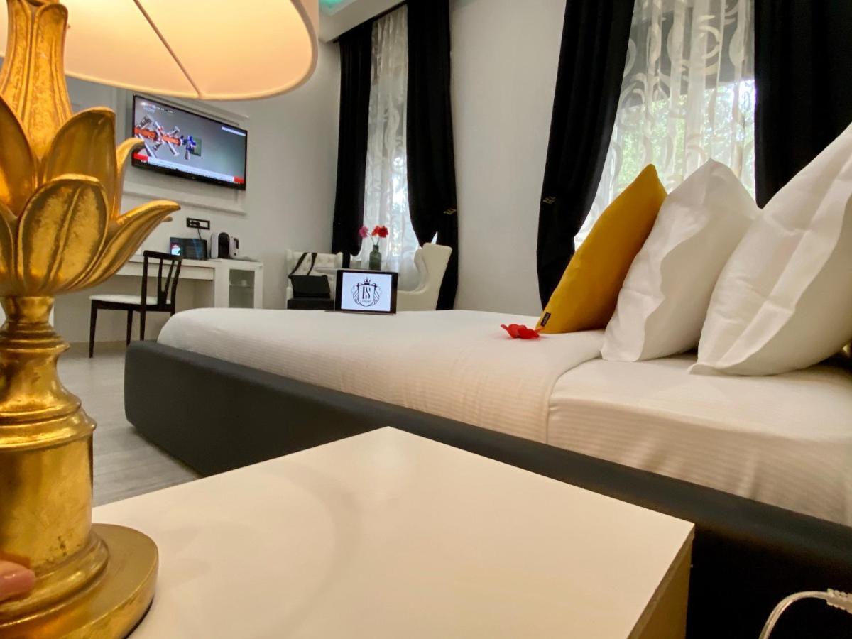 Escape Luxury 3*